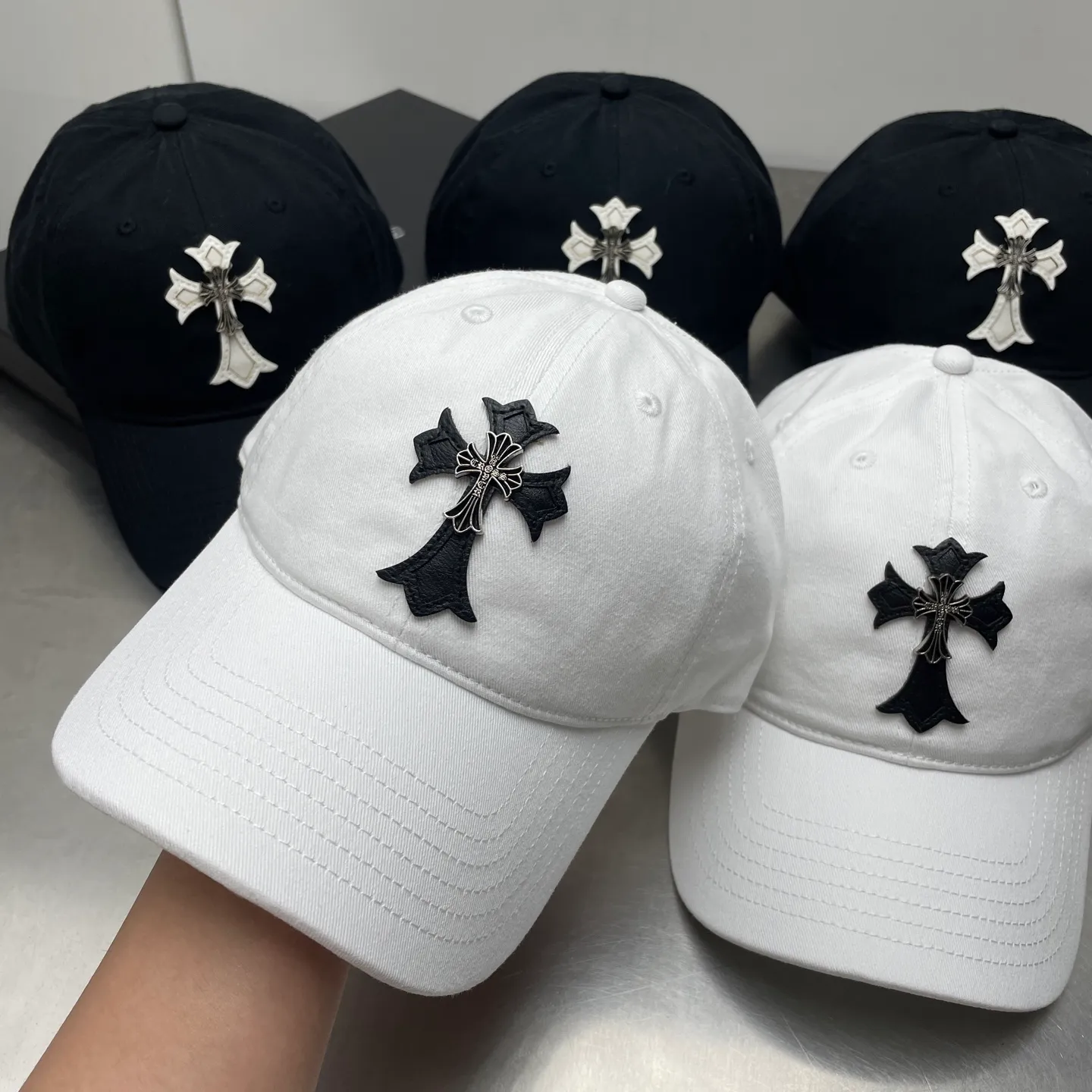 Private message for price inquiry! 🆕Crow heart soft top baseball cap